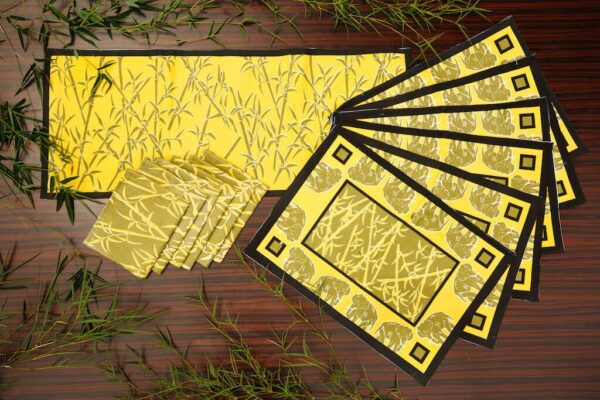 Table mat set - elephant