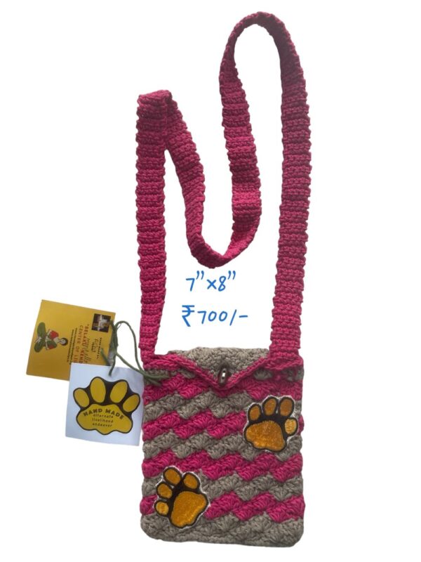 Crochet Mobile Pouch